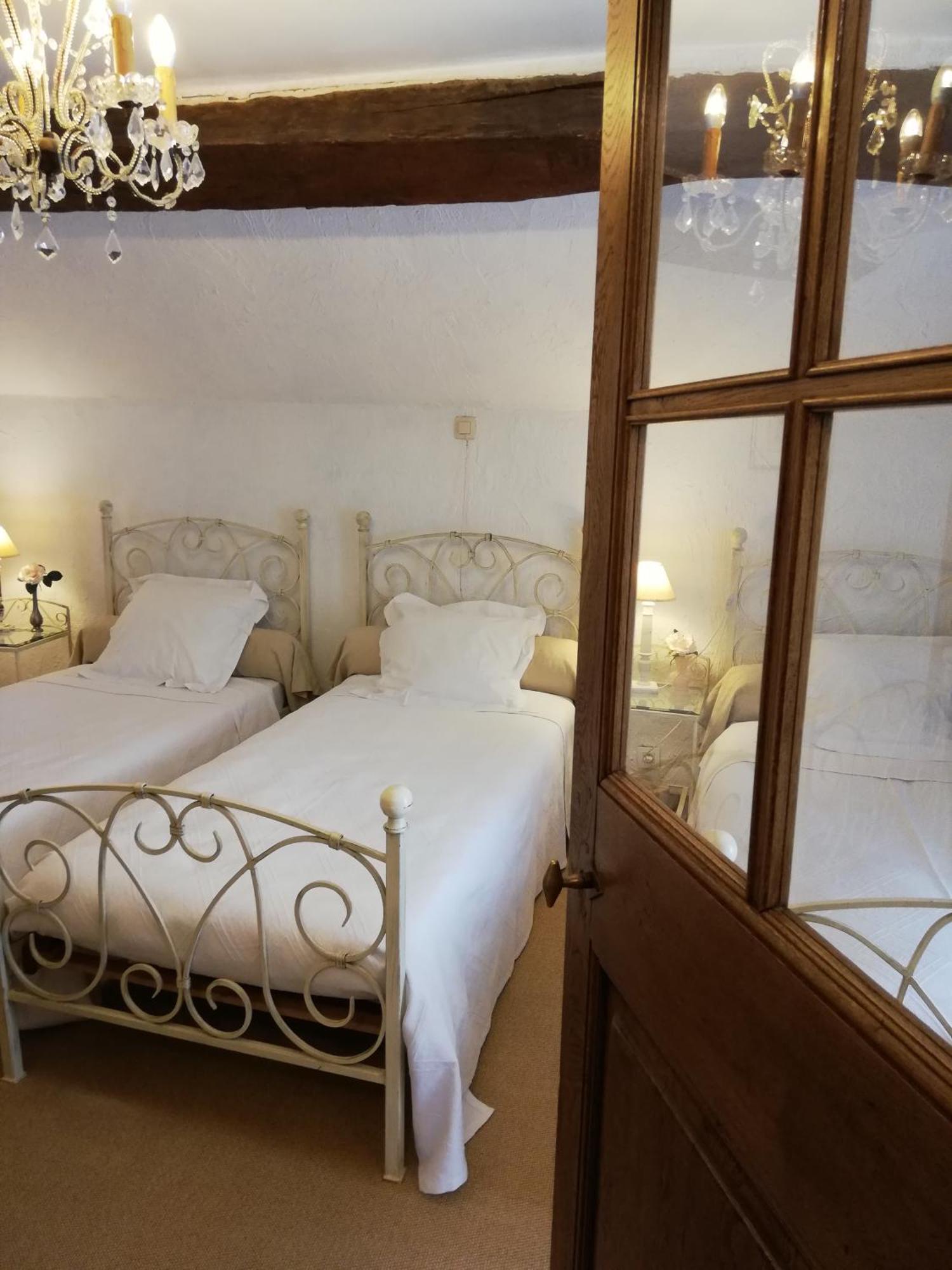 Au Charme Du 13 Faubourg De France A Bouillon Villa Ngoại thất bức ảnh